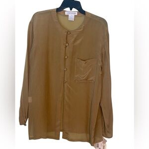 NWT- vintage Jones New York silk button up, collarless blouse. Size 10